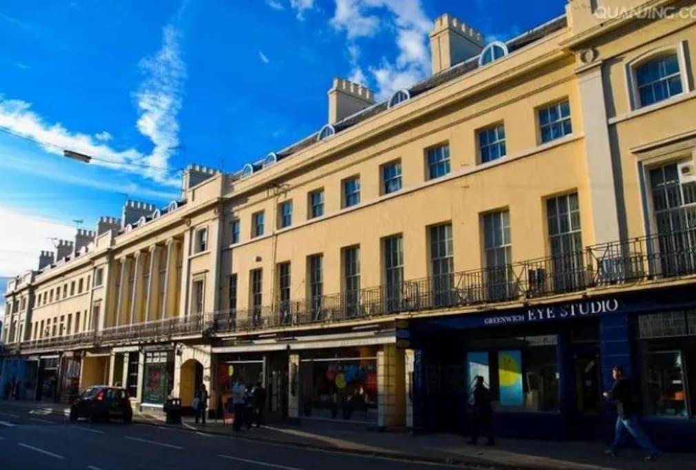 Massive Flat Near Greenwich Park 런던 외부 사진