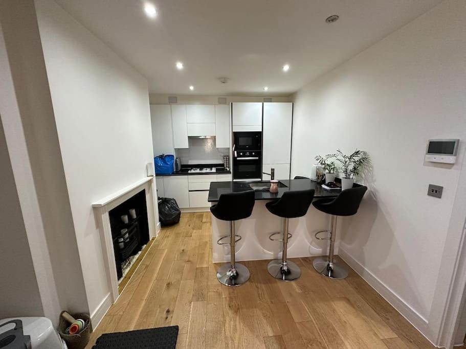 Massive Flat Near Greenwich Park 런던 외부 사진