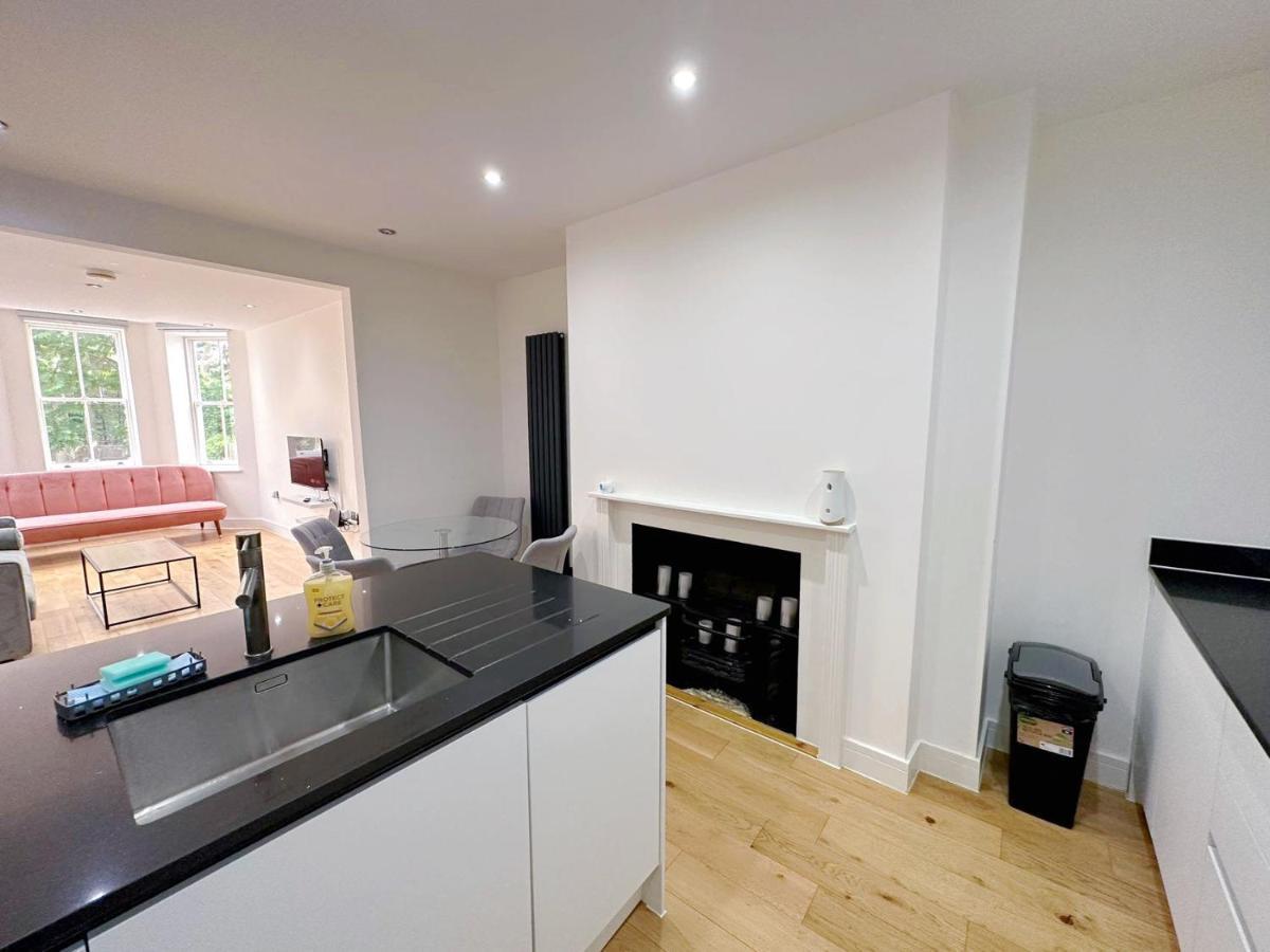 Massive Flat Near Greenwich Park 런던 외부 사진