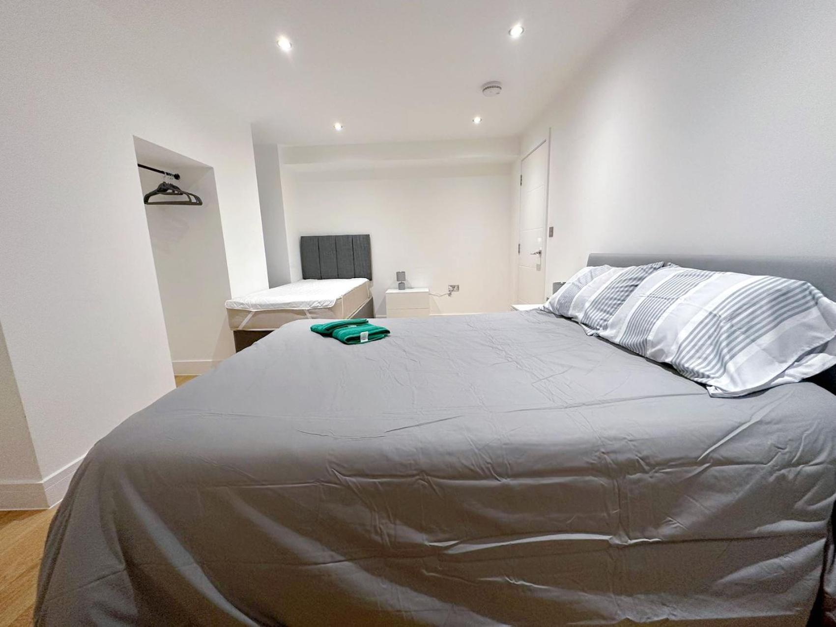 Massive Flat Near Greenwich Park 런던 외부 사진