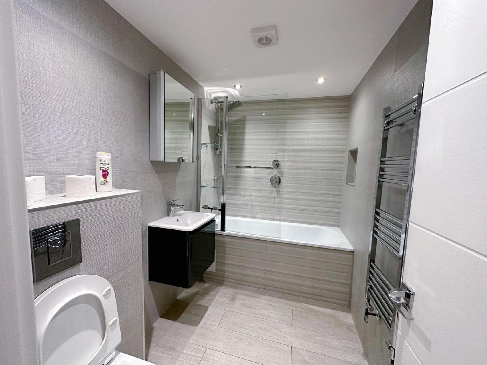 Massive Flat Near Greenwich Park 런던 외부 사진